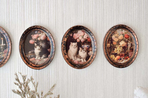 4 Dollhousew Picture Frames with Paintings