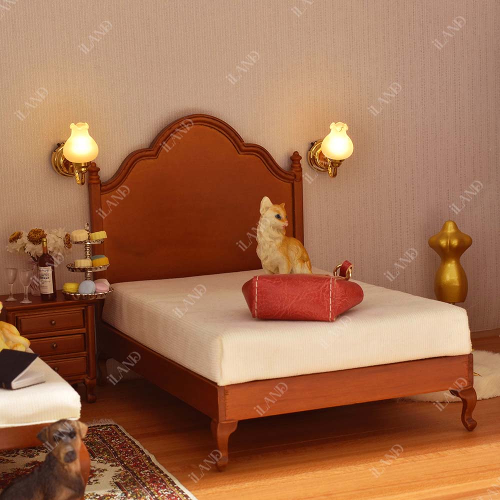 Dollhouse Furniture Queen Bed Toy Set, Pillow, Realistic Bedroom  Accessories for 6 inch Dolls, Wood Frame, 1/12 Scale